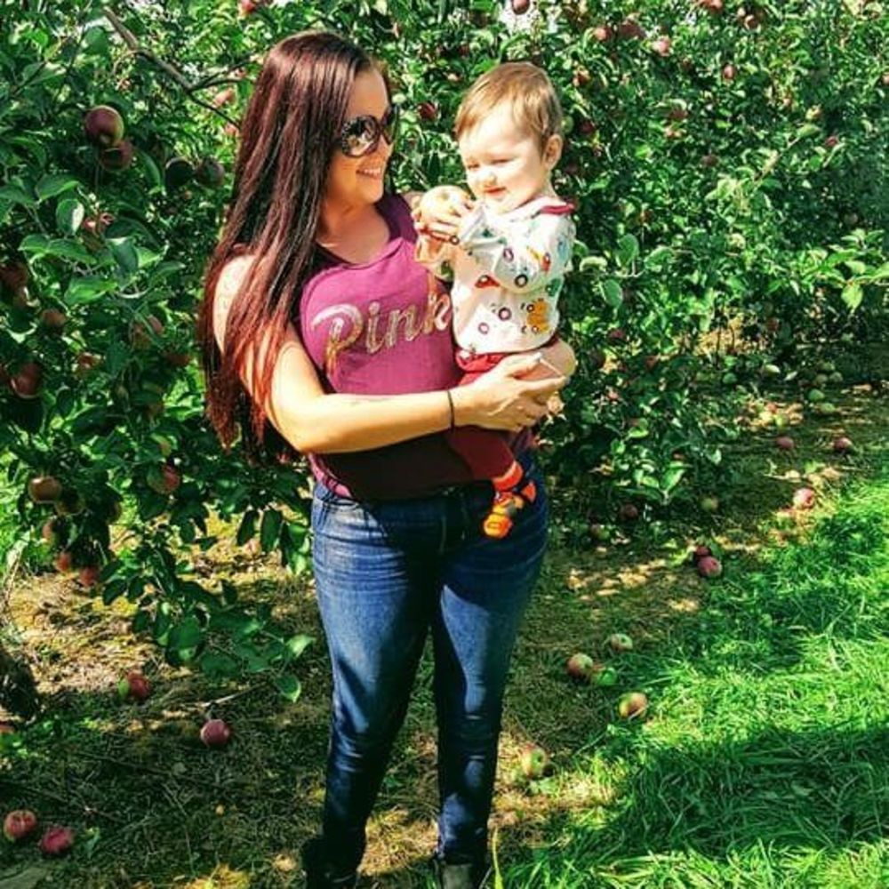 Meet your Posher, Tina